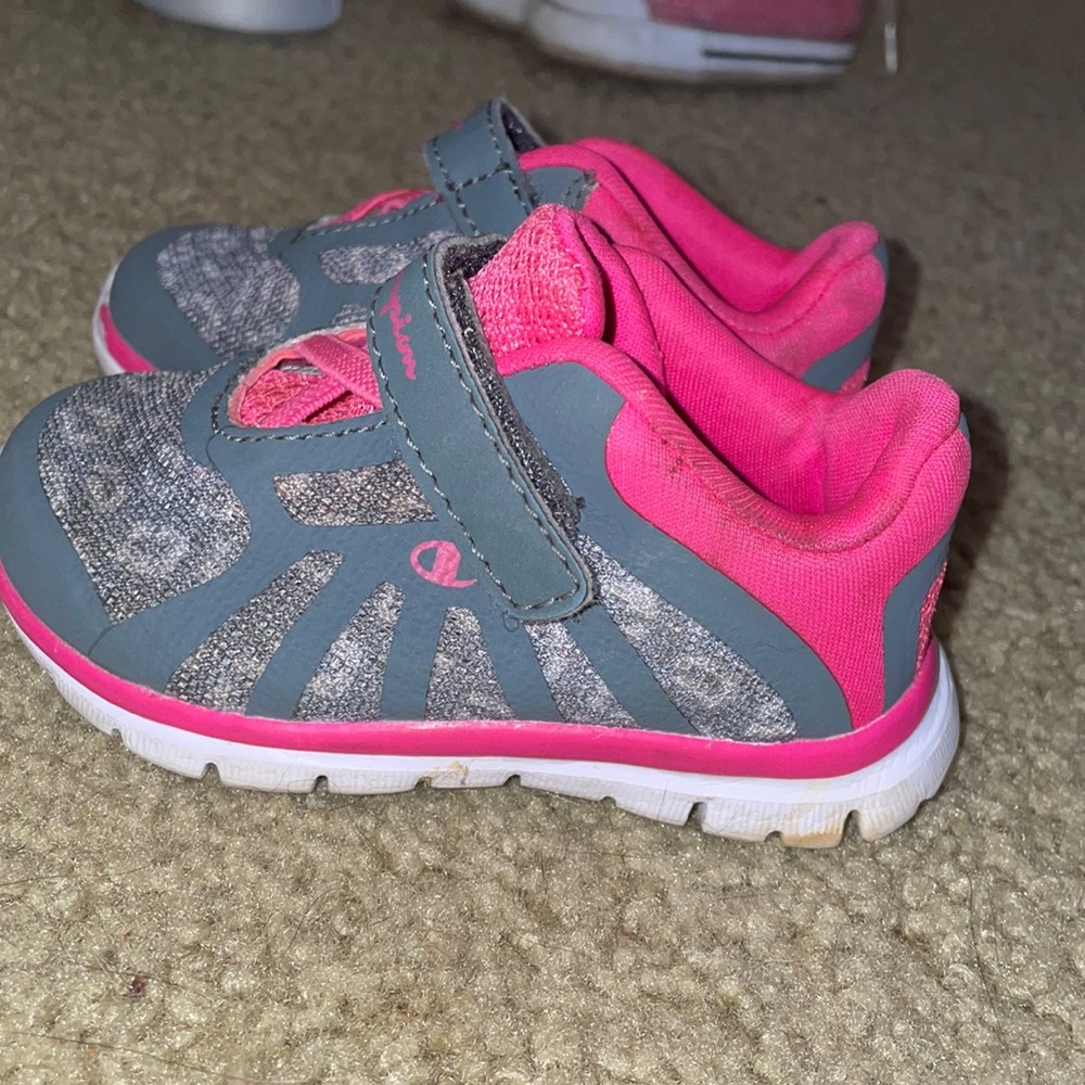 Toddler champion shoes size 4w